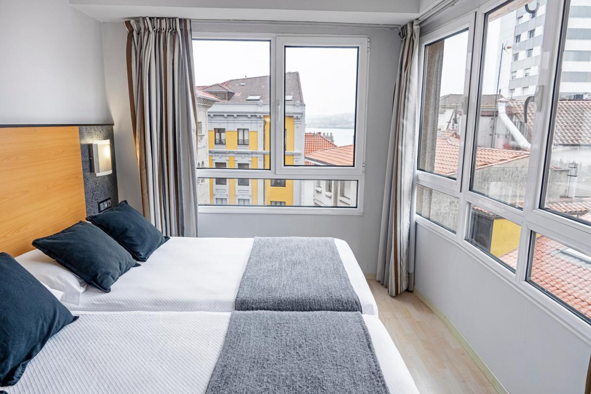 Hotel Faranda Pathos Gijon, Ascend Hotel Collection Bagian luar foto