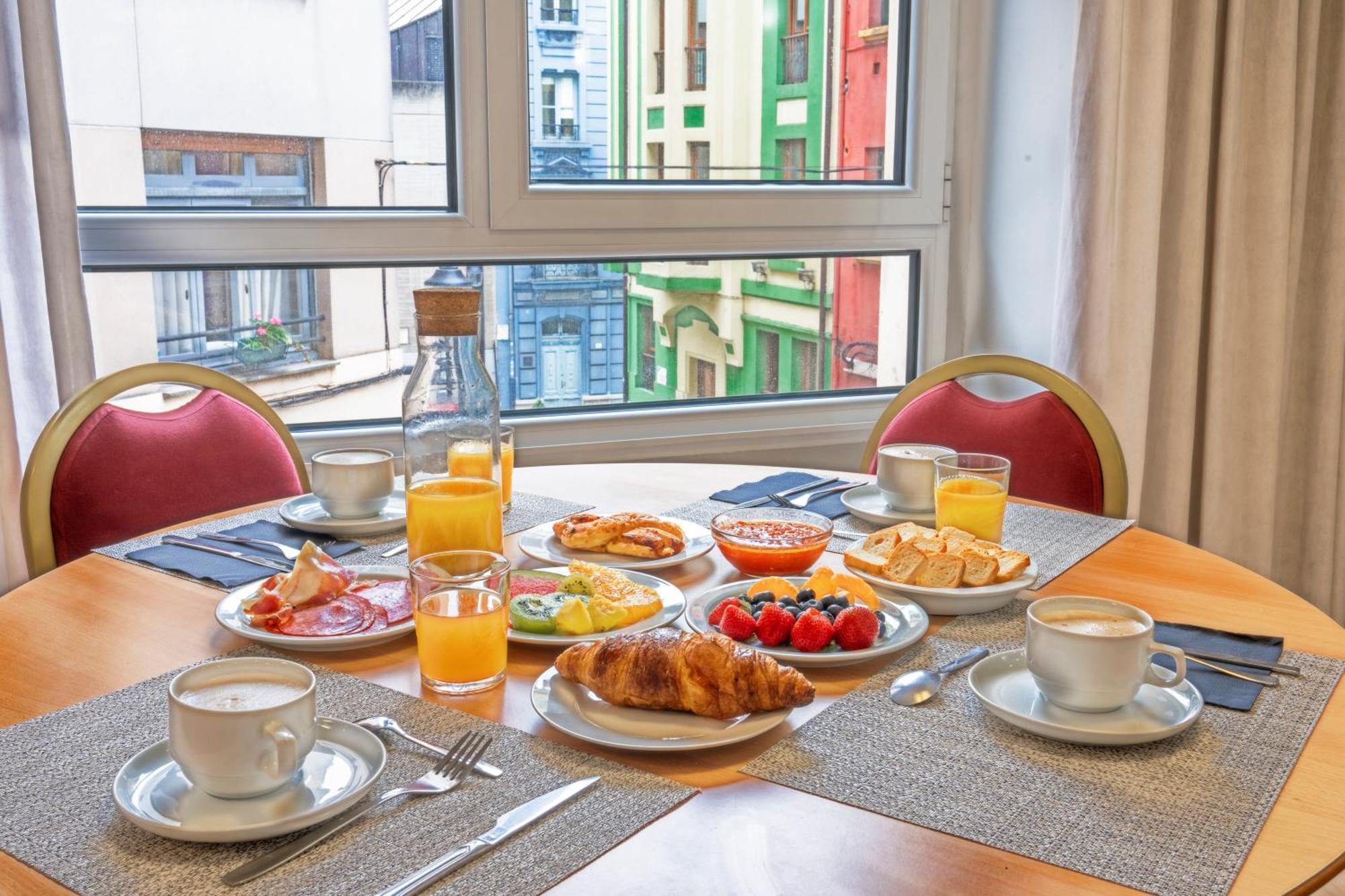 Hotel Faranda Pathos Gijon, Ascend Hotel Collection Bagian luar foto
