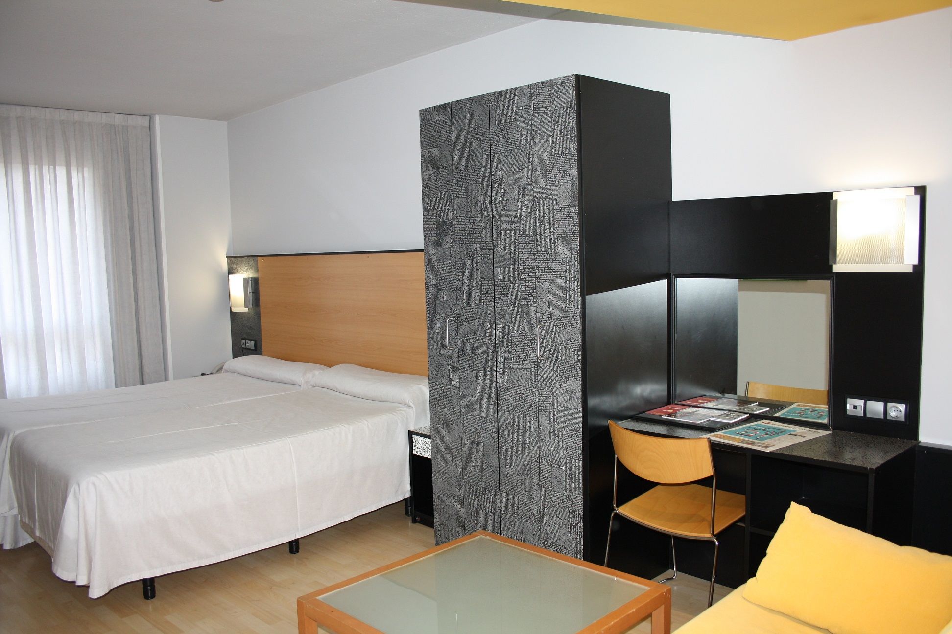Hotel Faranda Pathos Gijon, Ascend Hotel Collection Bagian luar foto