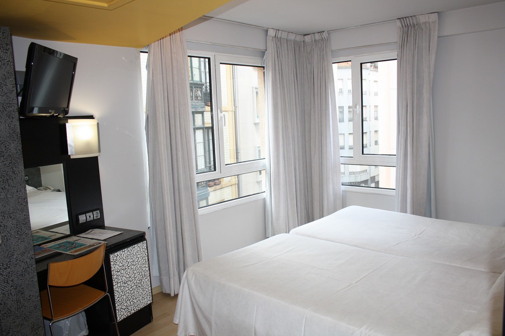Hotel Faranda Pathos Gijon, Ascend Hotel Collection Bagian luar foto